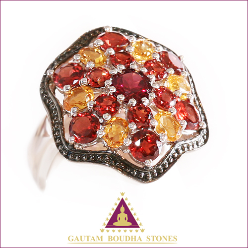 Bague en argent 925. Grenat et citrine Bague en argent 925. Grenat et citrine